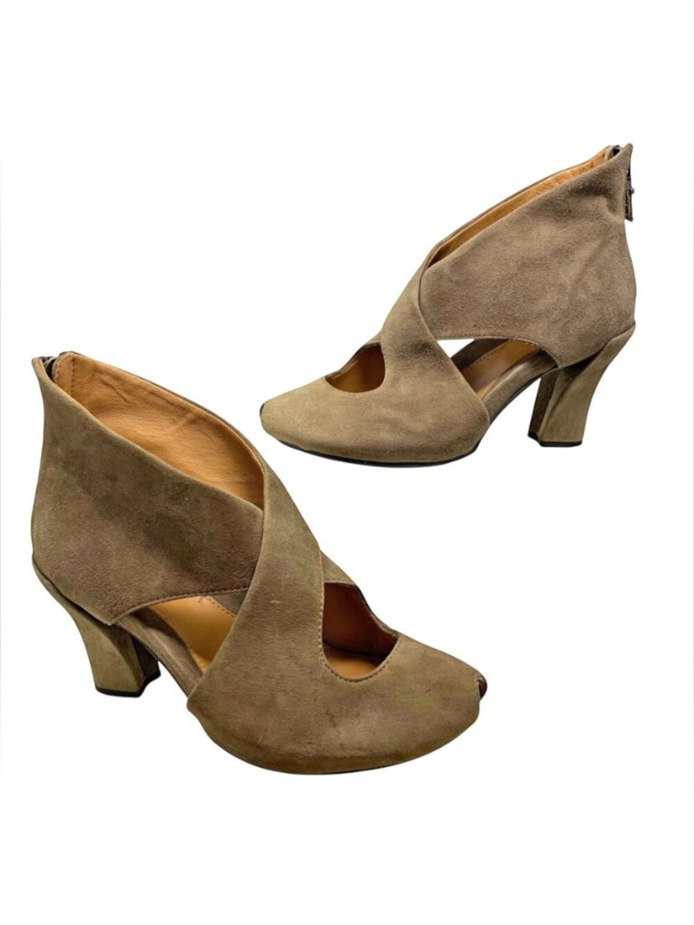 Earthies Syriana Taupe Suede Criss Cross Straps Peep Toe Heel